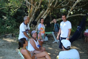 Nesse dia rolou robalo assado na brasa.