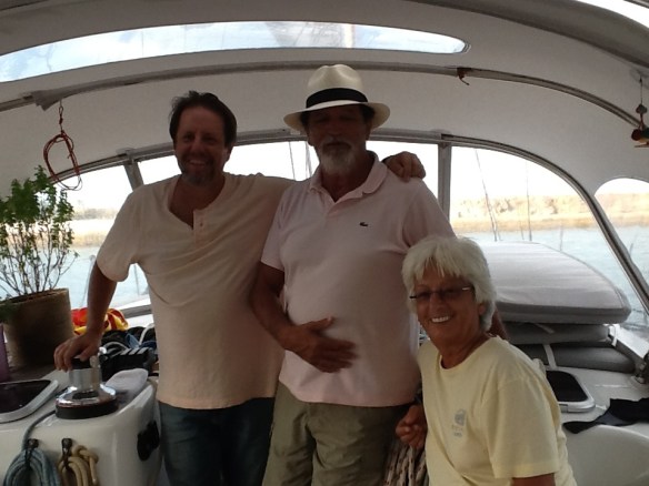 Tripulação completa - Álvaro, Dávila, Vivi e eu na próxima foto.