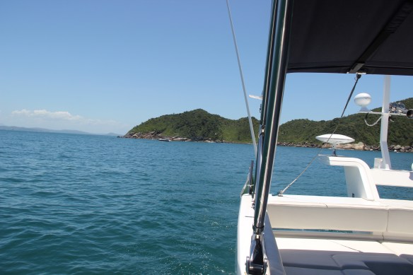 Chegando à Ilha do Arvoredo - linda como sempre.