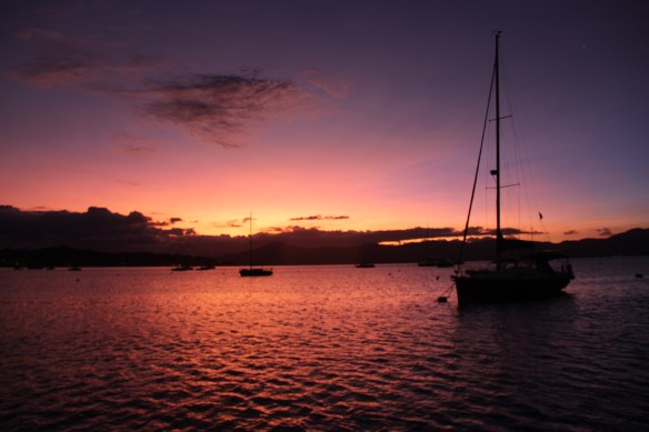 O por do sol ao som de um violão ... 